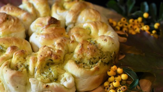 faltenbrot-cc0-pixabay-ritae-210504 faltenbrot