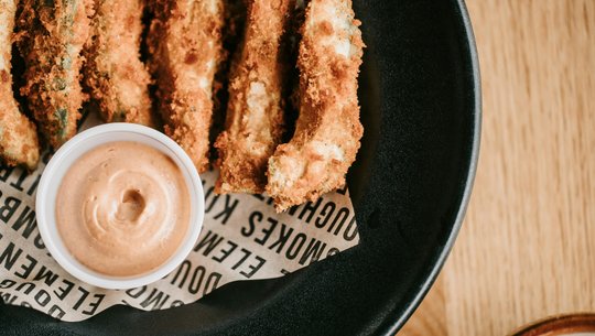 deep-fried-pickles-unsplashcom-dillon-wanner-260528 deep fried pickles