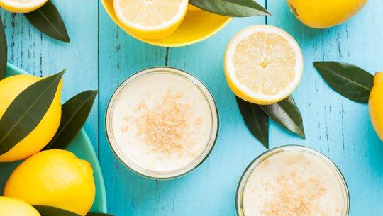 zitronenmousse-colourboxde245455-220620 zitronenmousse