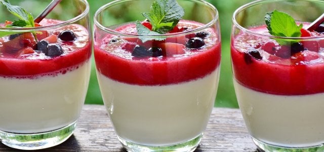vegane-panna-cotta-cc0-pixabay-ritae-221122 Vegane Panna Cotta