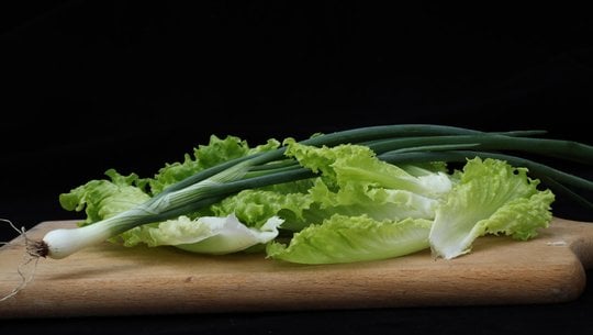 maroulosalata-cc0-pixabay-black17bg-260415 Maroulosalata