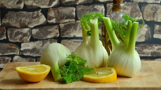 fenchelsalat-mit-apfel-cc0-pixabay-congerdesign-220328 Fenchelsalat mit Apfel