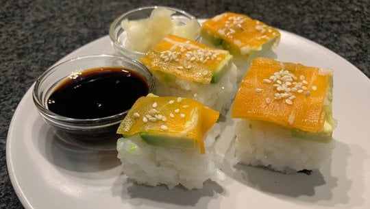 lazy-sushi-laura-hintereder-utopia-251205 lazy sushi